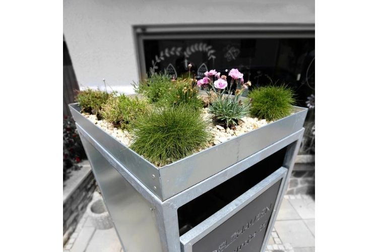 Pflanzdach für die Mülltonnenbox - verzinktes Blech